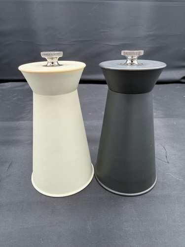 Alessi pepe moko salt - pepe, and